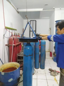 proses hydrotest tabung oksigen cascade