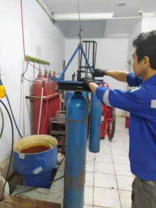 proses hydrotest tabung oksigen cascade