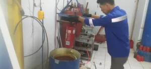 proses hydrotest tabung apar servvo 6 kg