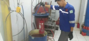 proses hydrotest tabung apar servvo 6 kg