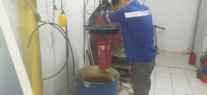 proses hydrotest tabung apar servvo 6 kg